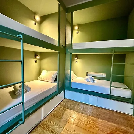 Pink Lemon Hostel