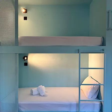 Hostel Pink Lemon Athens